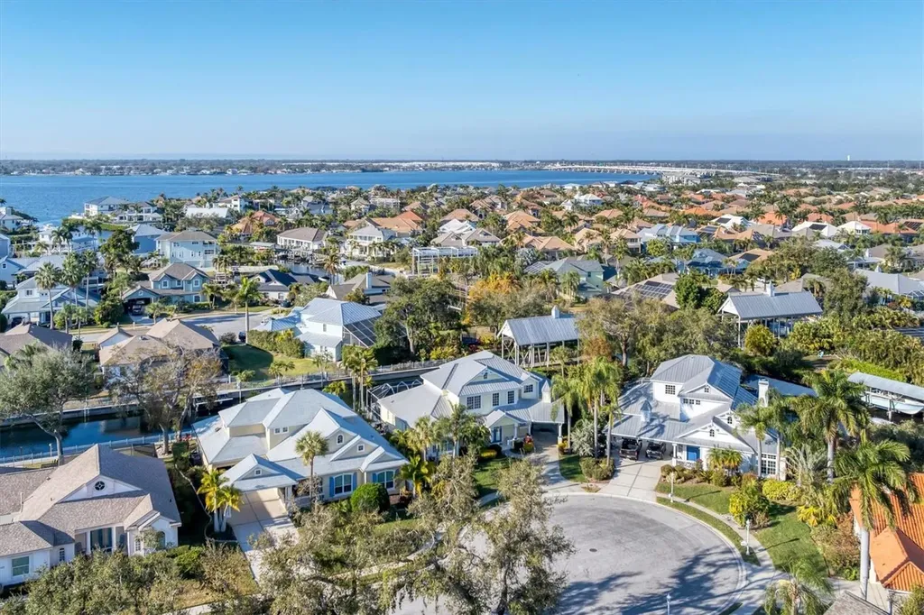 4627 Barracuda Drive Bradenton FL 34208