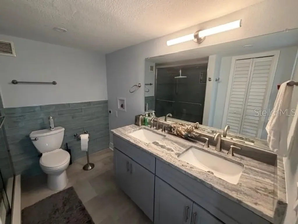 7200 Sunshine Skyway Lane S St Petersburg FL 33711