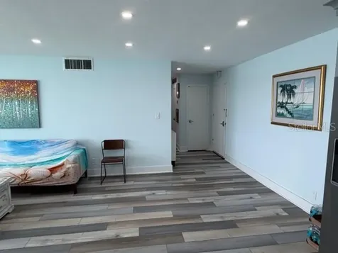 7200 Sunshine Skyway Lane S St Petersburg FL 33711