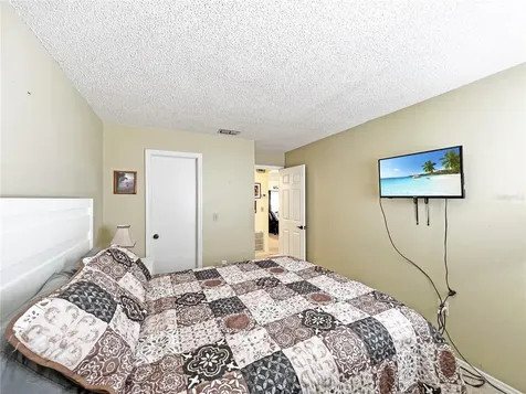 7497 Heather Walk Drive Weeki Wachee FL 34613