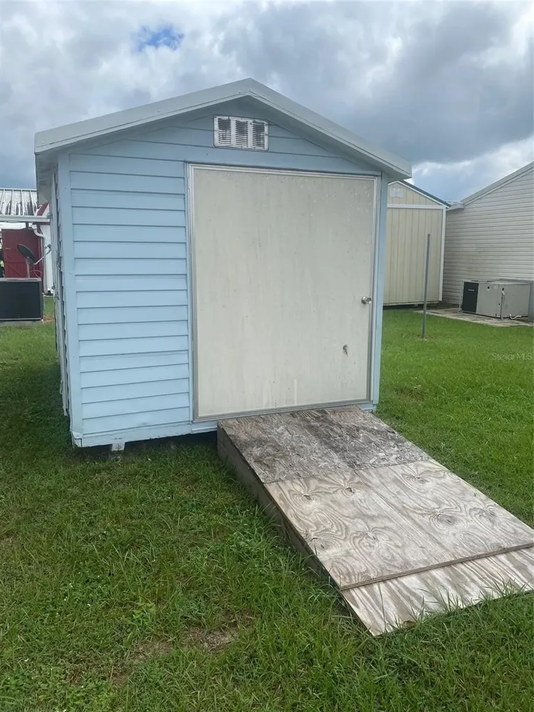 38210 Williams Aire Street Dade City FL 33525