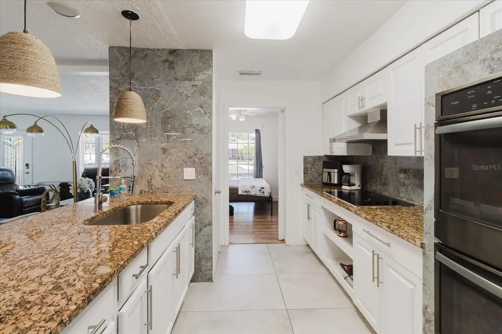 7008 Mintwood Court Tampa FL 33615