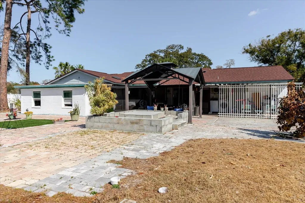 7008 Mintwood Court Tampa FL 33615