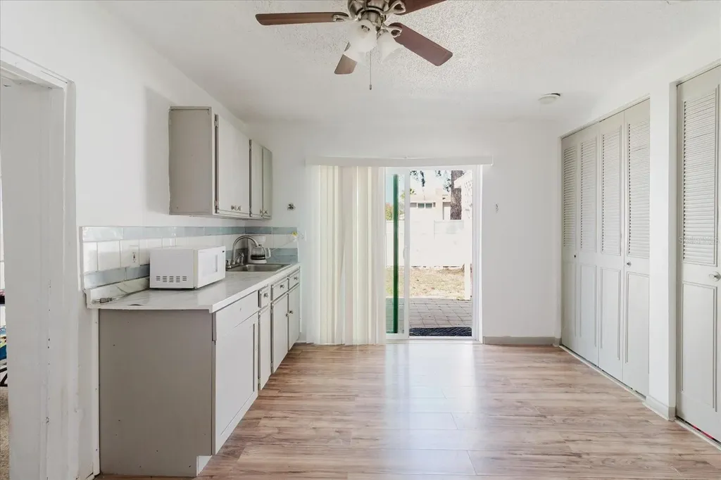 7008 Mintwood Court Tampa FL 33615