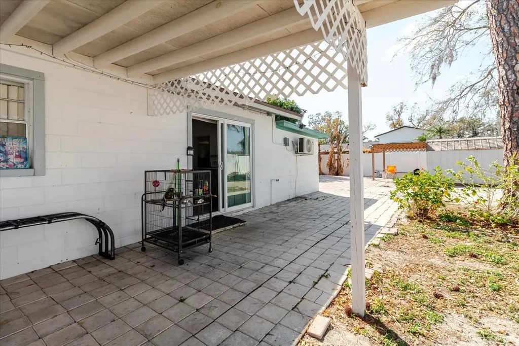 7008 Mintwood Court Tampa FL 33615
