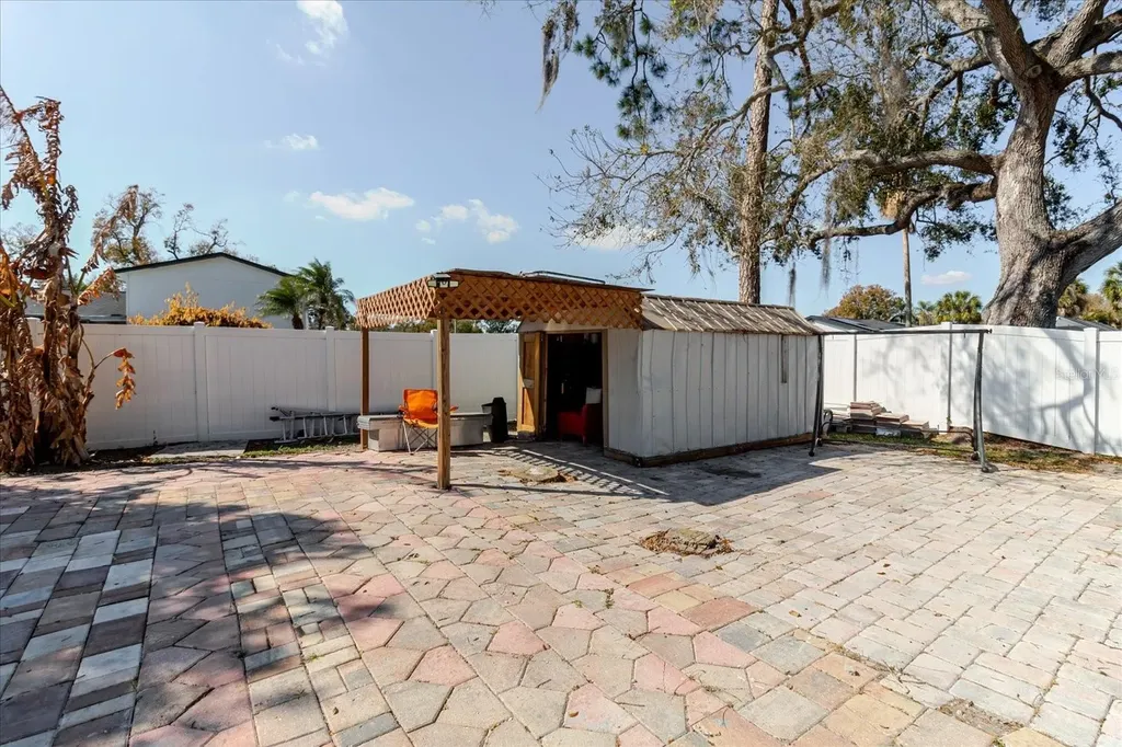 7008 Mintwood Court Tampa FL 33615