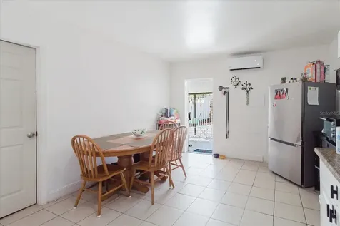 7008 Mintwood Court Tampa FL 33615