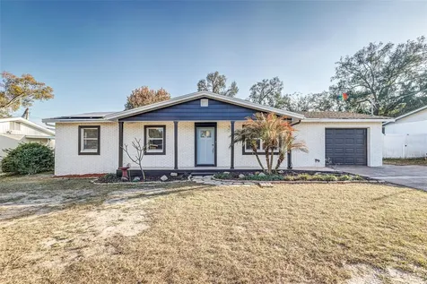 2213 W Pilaklakaha Avenue Auburndale FL 33823