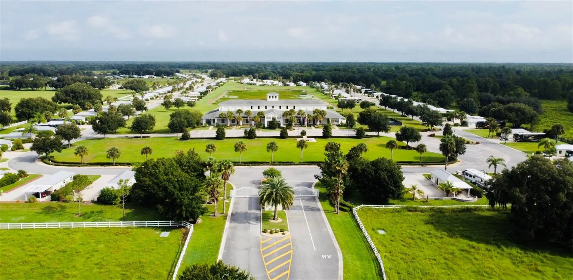 9564 SE 47th Way Webster FL 33597
