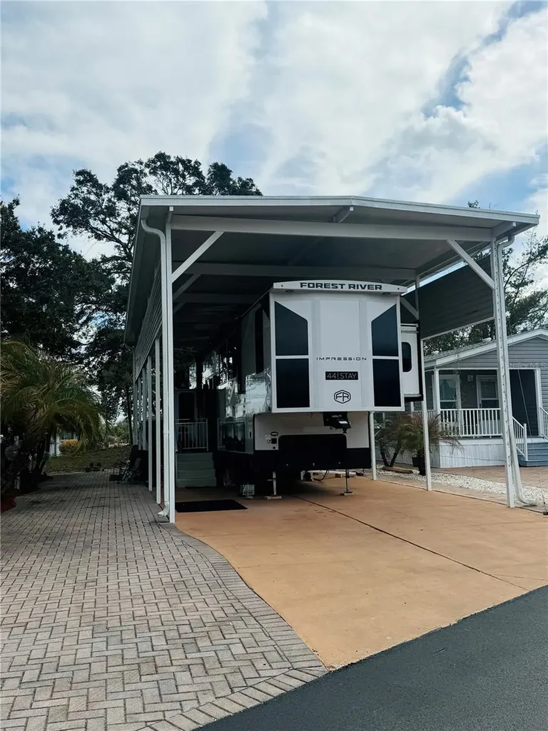402 Golfview Drive Davenport FL 33837