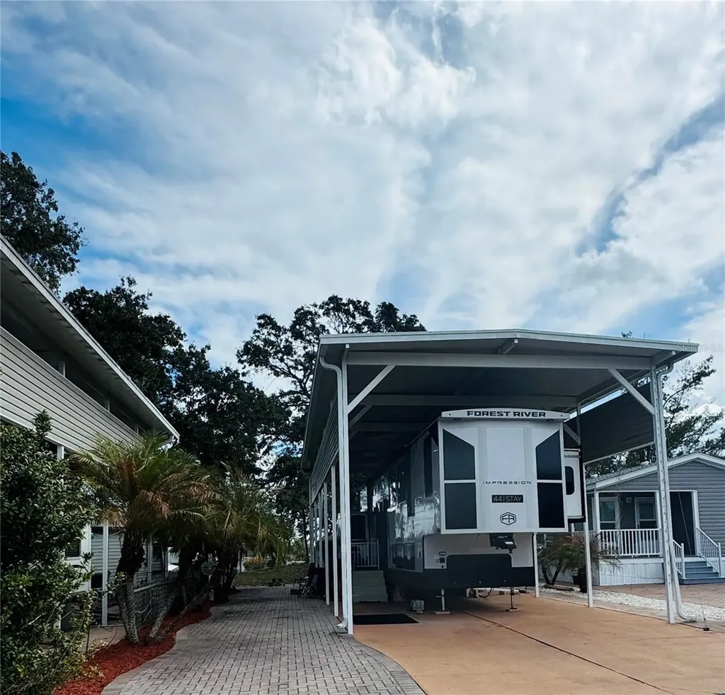 402 Golfview Drive Davenport FL 33837
