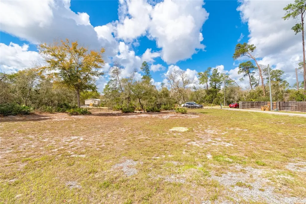 42300 Fonseca Lane Deland FL 32720