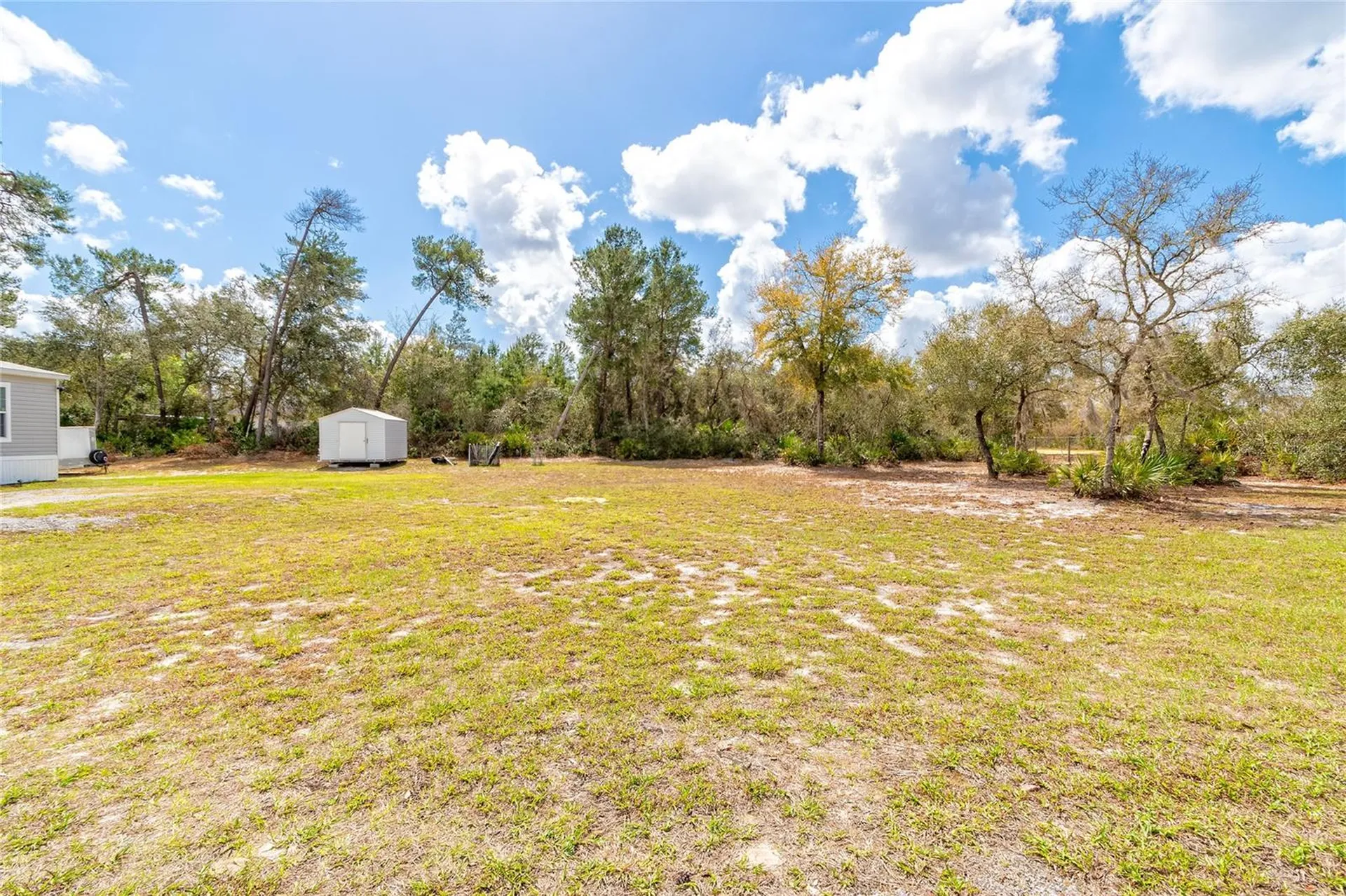 42300 Fonseca Lane Deland FL 32720