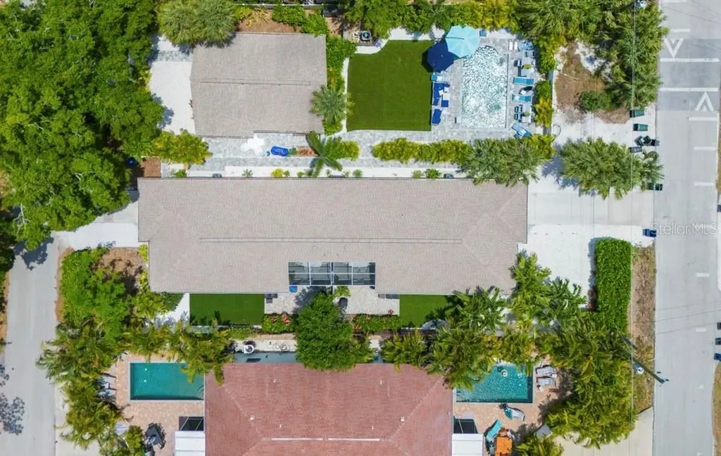 2051 Roselawn Street Sarasota FL 34231