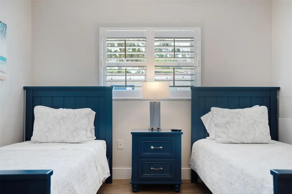 2051 Roselawn Street Sarasota FL 34231