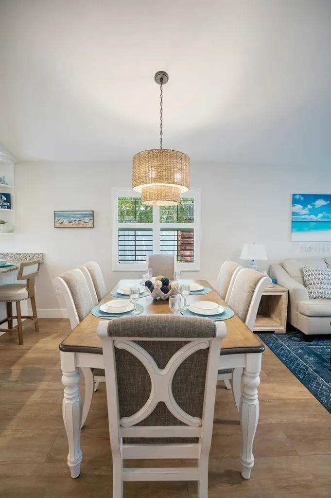 2051 Roselawn Street Sarasota FL 34231