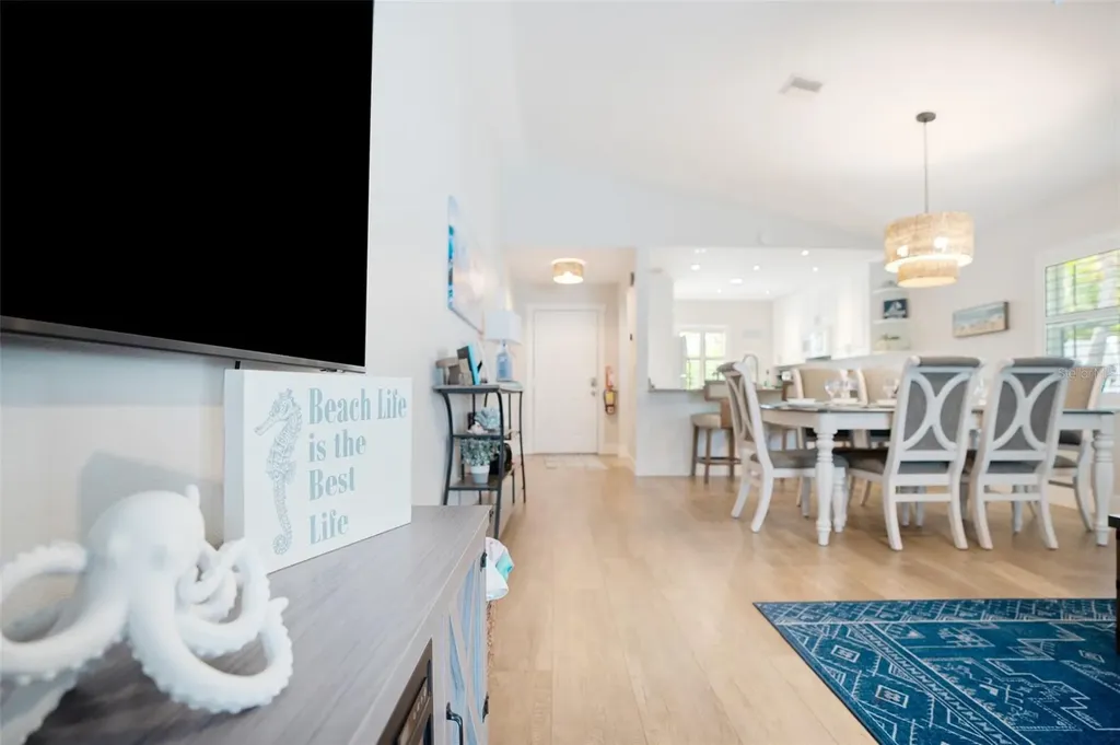 2051 Roselawn Street Sarasota FL 34231