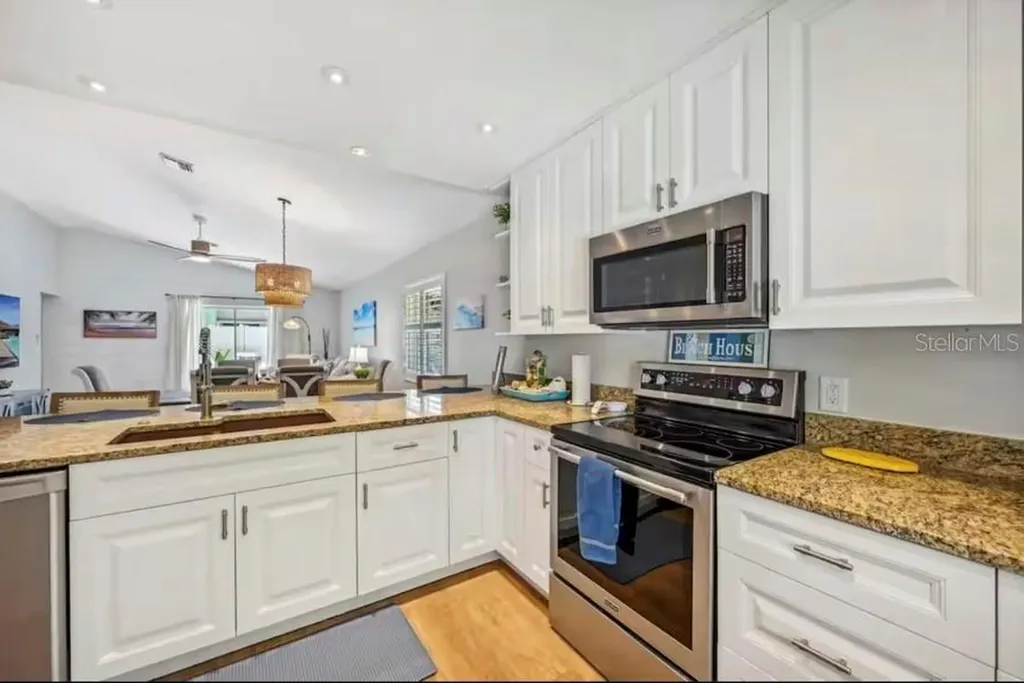 2051 Roselawn Street Sarasota FL 34231