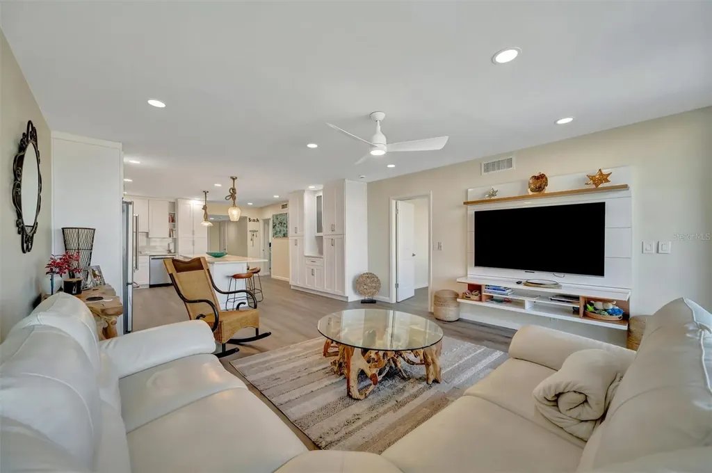 5396 Gulf Boulevard St Pete Beach FL 33706