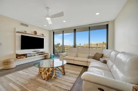 5396 Gulf Boulevard St Pete Beach FL 33706