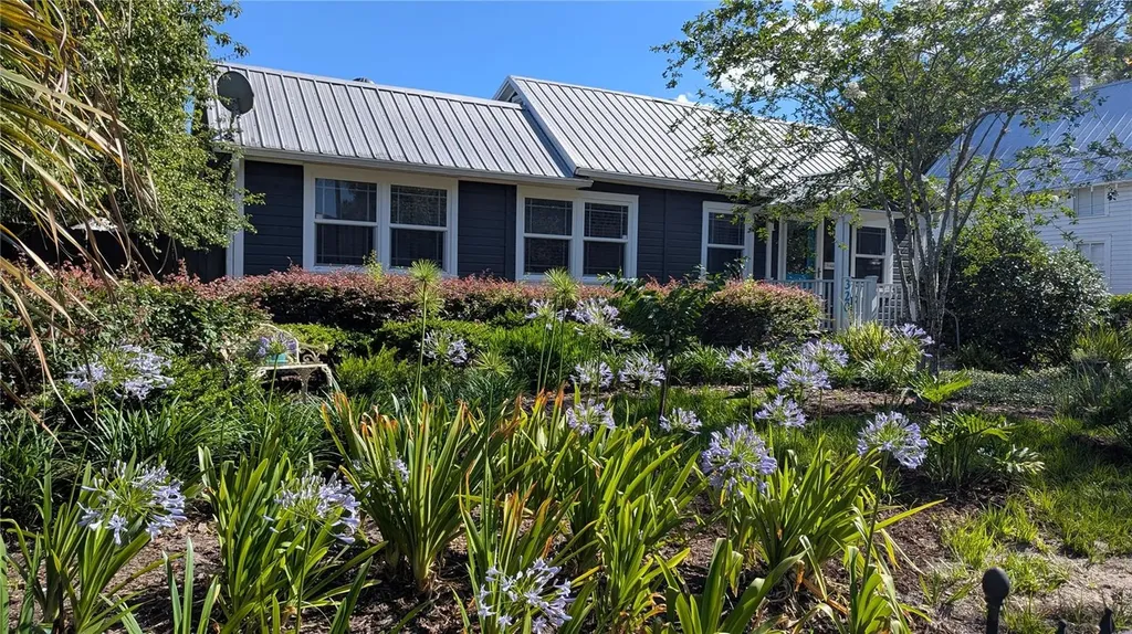 320 E Graves Avenue Orange City FL 32763