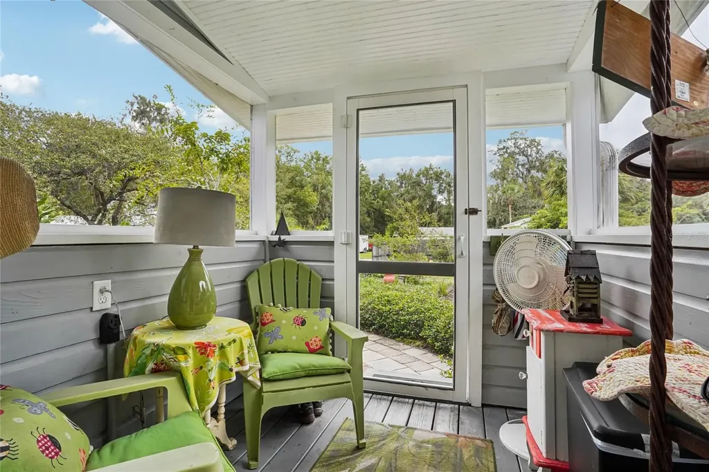 320 E Graves Avenue Orange City FL 32763