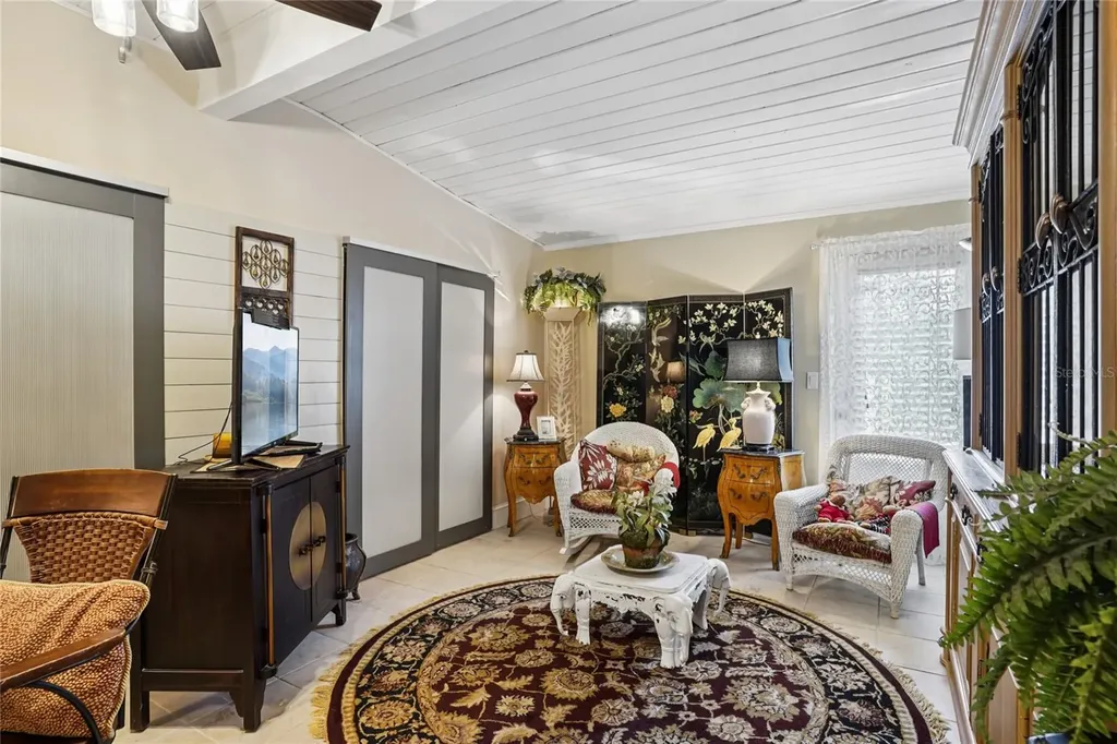 320 E Graves Avenue Orange City FL 32763