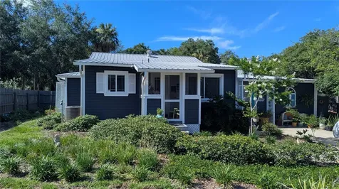 320 E Graves Avenue Orange City FL 32763