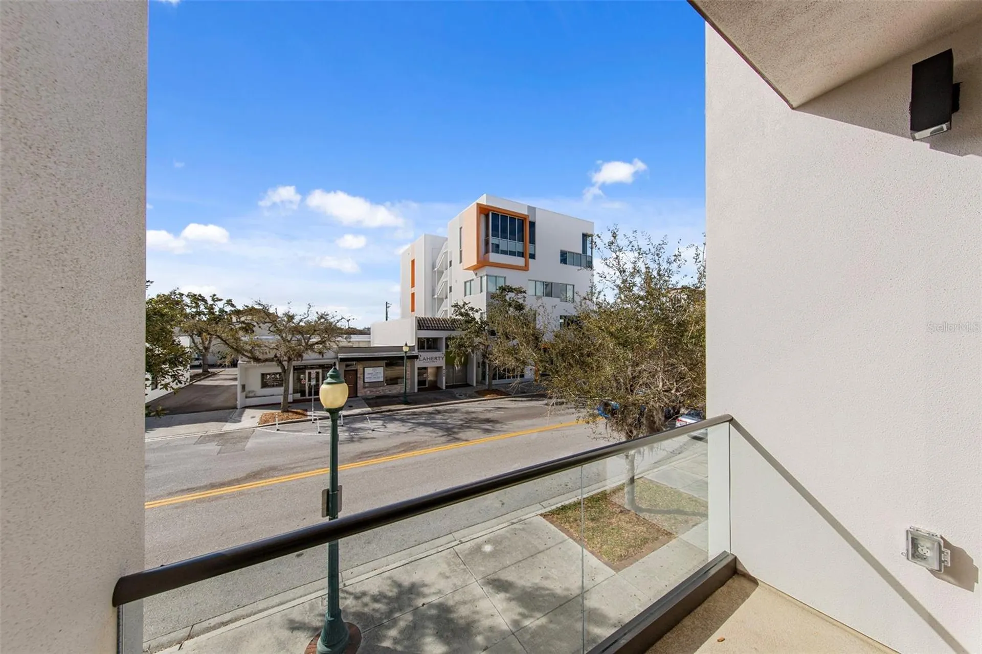 2187 Main Street Sarasota FL 34237