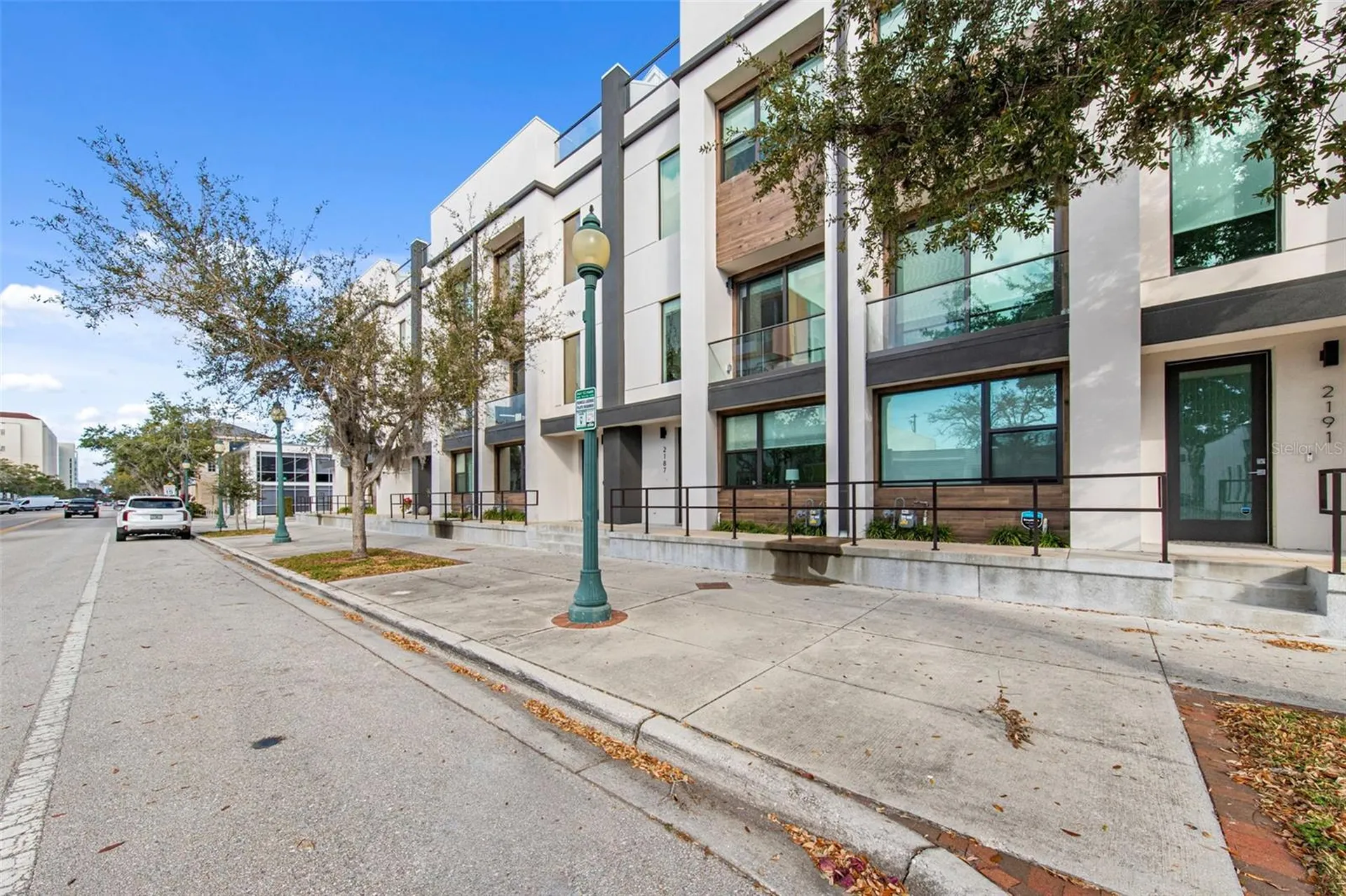 2187 Main Street Sarasota FL 34237
