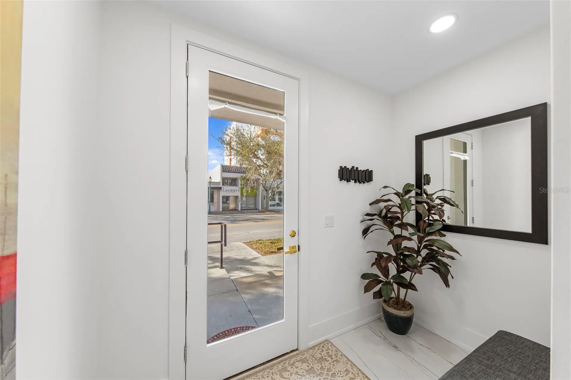 2187 Main Street Sarasota FL 34237