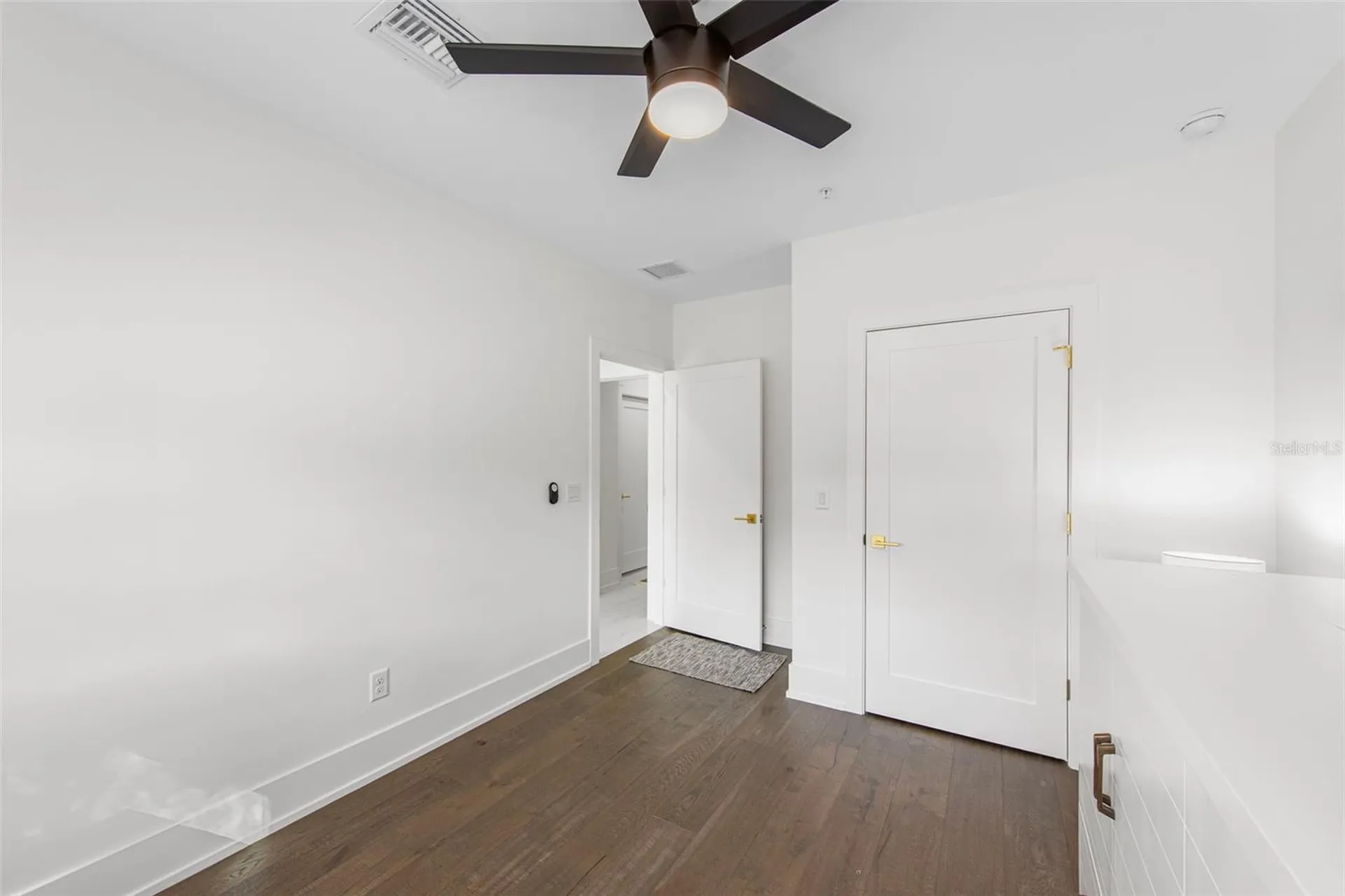 2187 Main Street Sarasota FL 34237