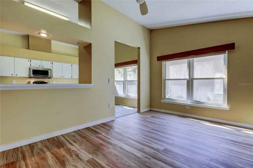 1795 Bayhill Drive Oldsmar FL 34677