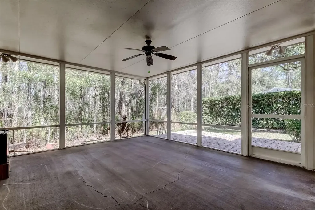 1795 Bayhill Drive Oldsmar FL 34677