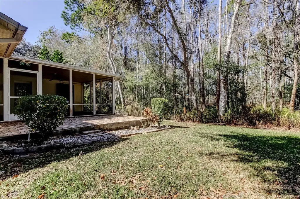 1795 Bayhill Drive Oldsmar FL 34677