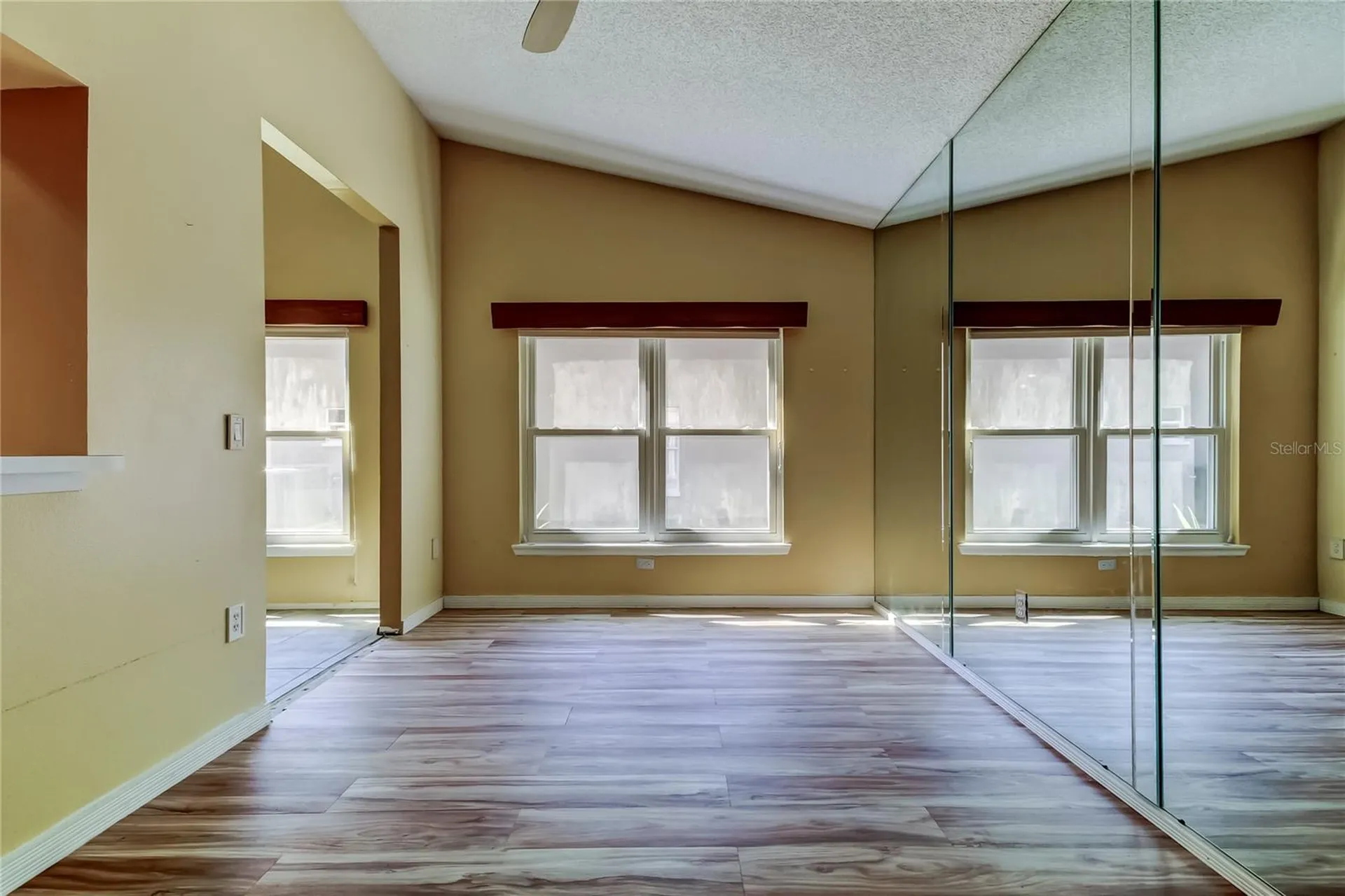 1795 Bayhill Drive Oldsmar FL 34677