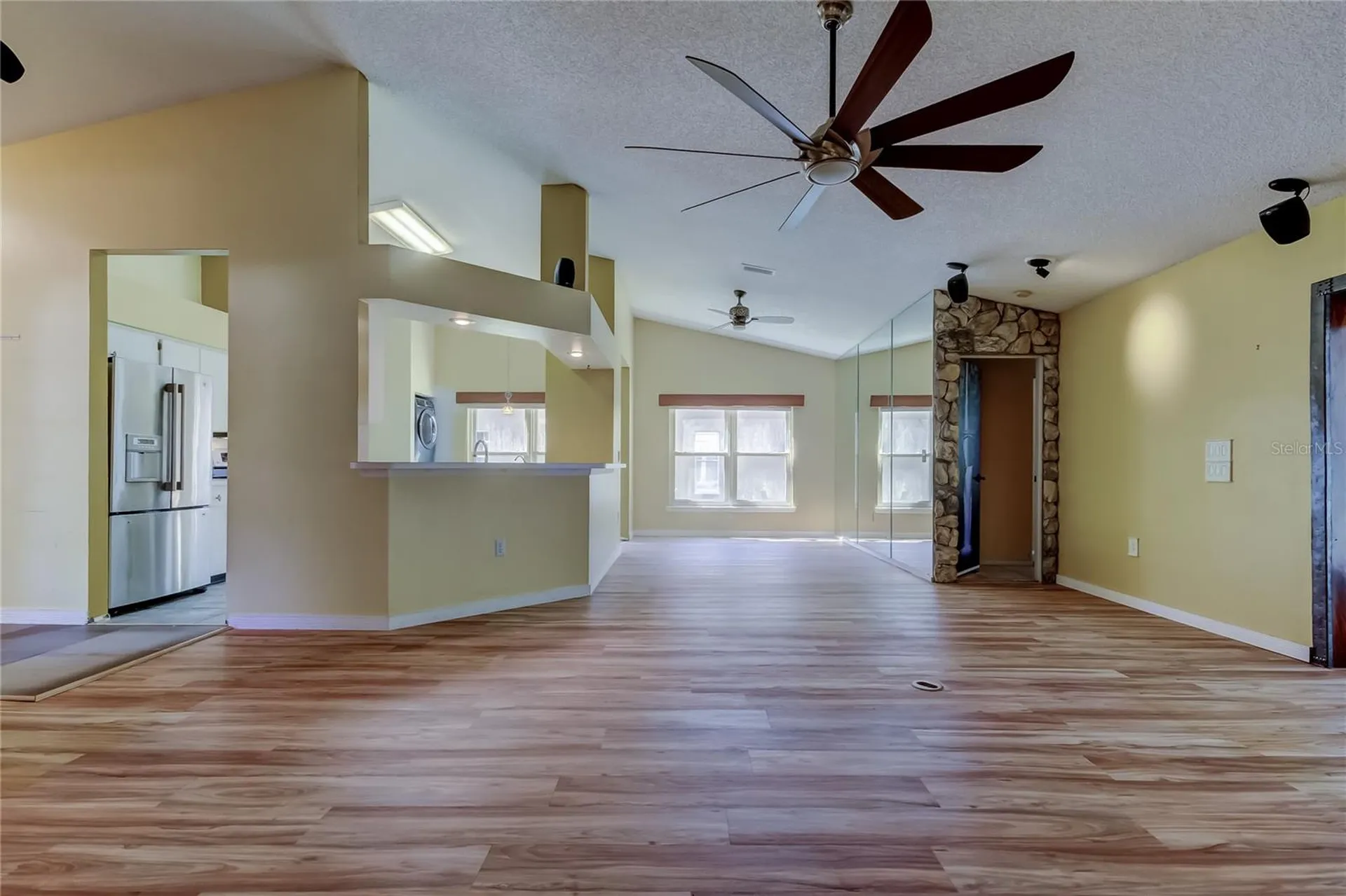 1795 Bayhill Drive Oldsmar FL 34677