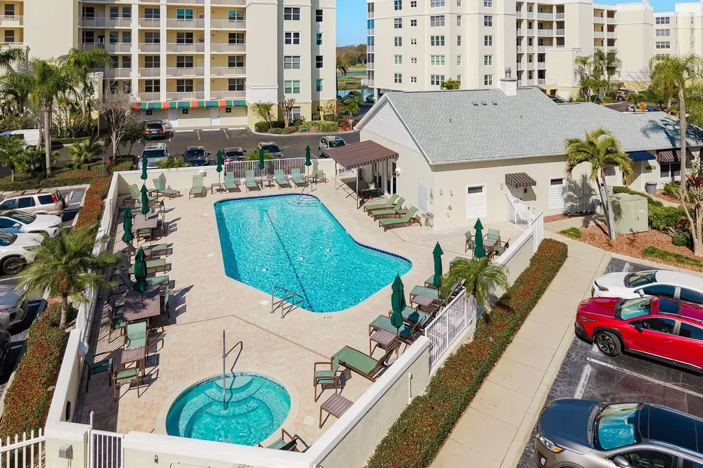 1200 Country Club Drive Largo FL 33771