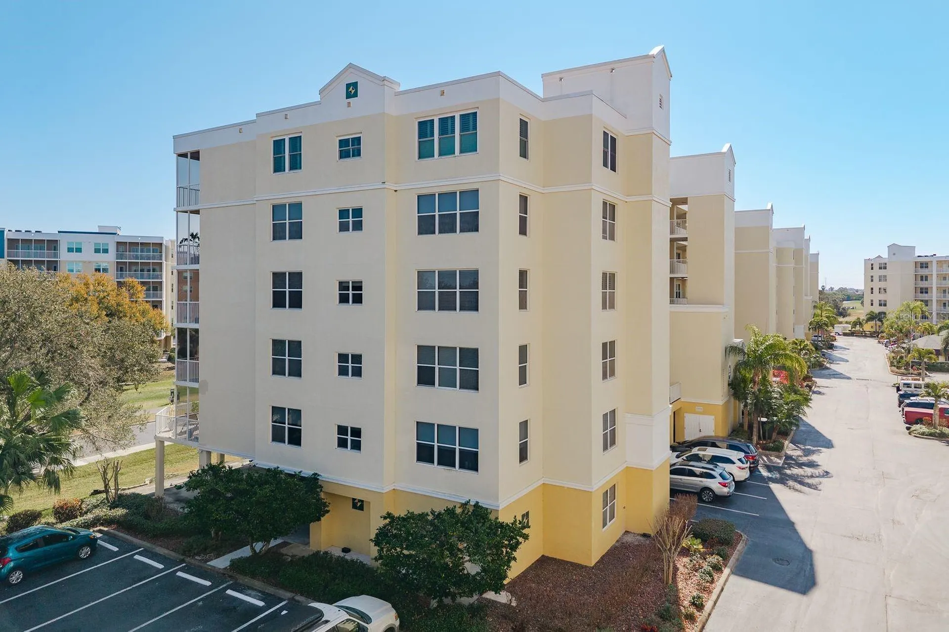 1200 Country Club Drive Largo FL 33771
