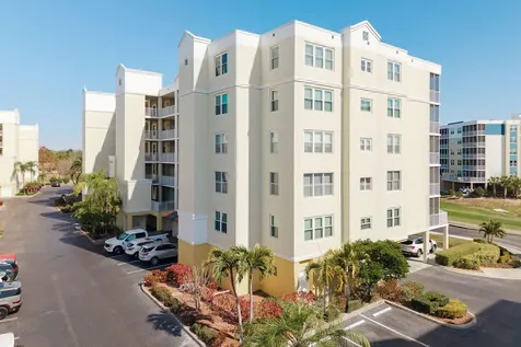 1200 Country Club Drive Largo FL 33771