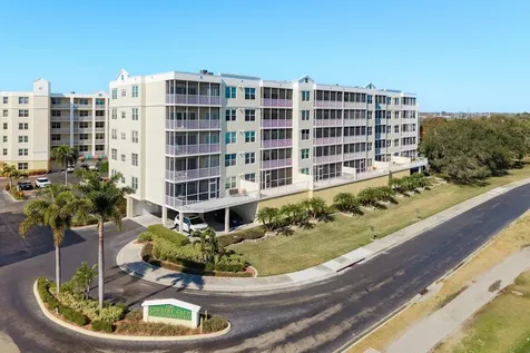 1200 Country Club Drive Largo FL 33771