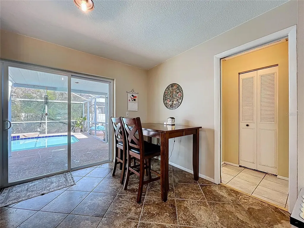 1704 Hibiscus Circle N Oldsmar FL 34677