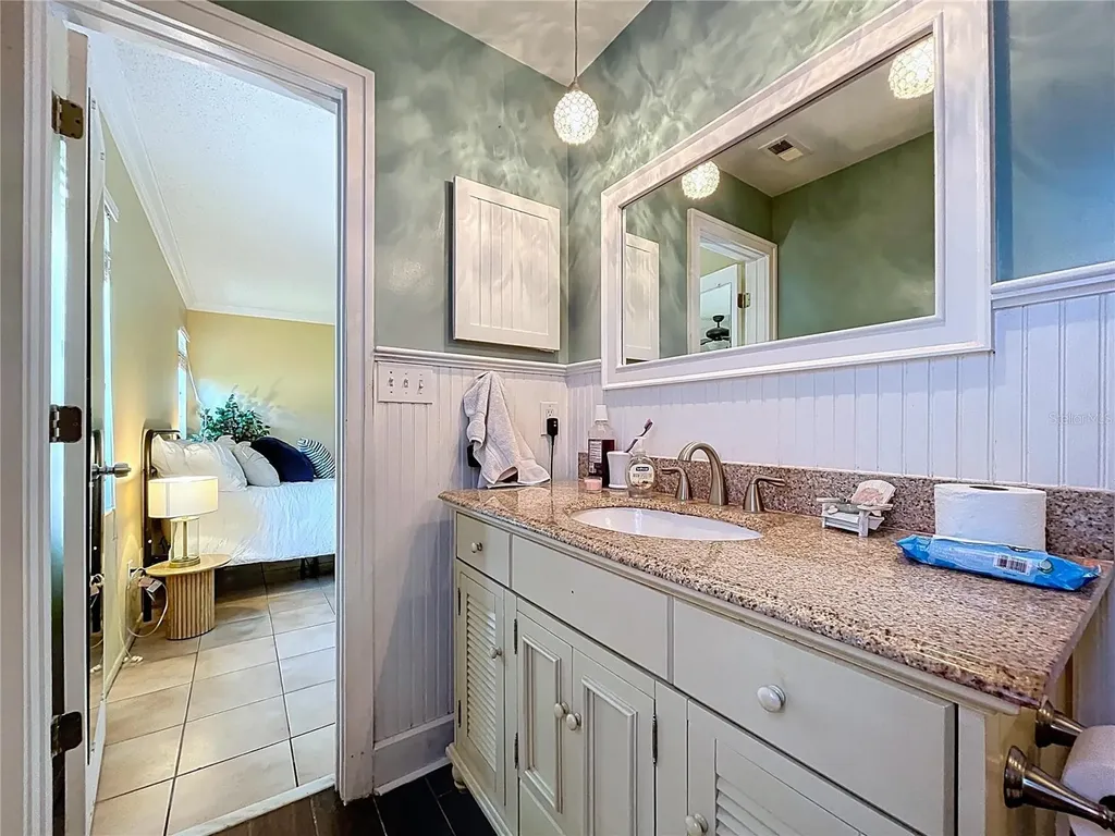 1704 Hibiscus Circle N Oldsmar FL 34677