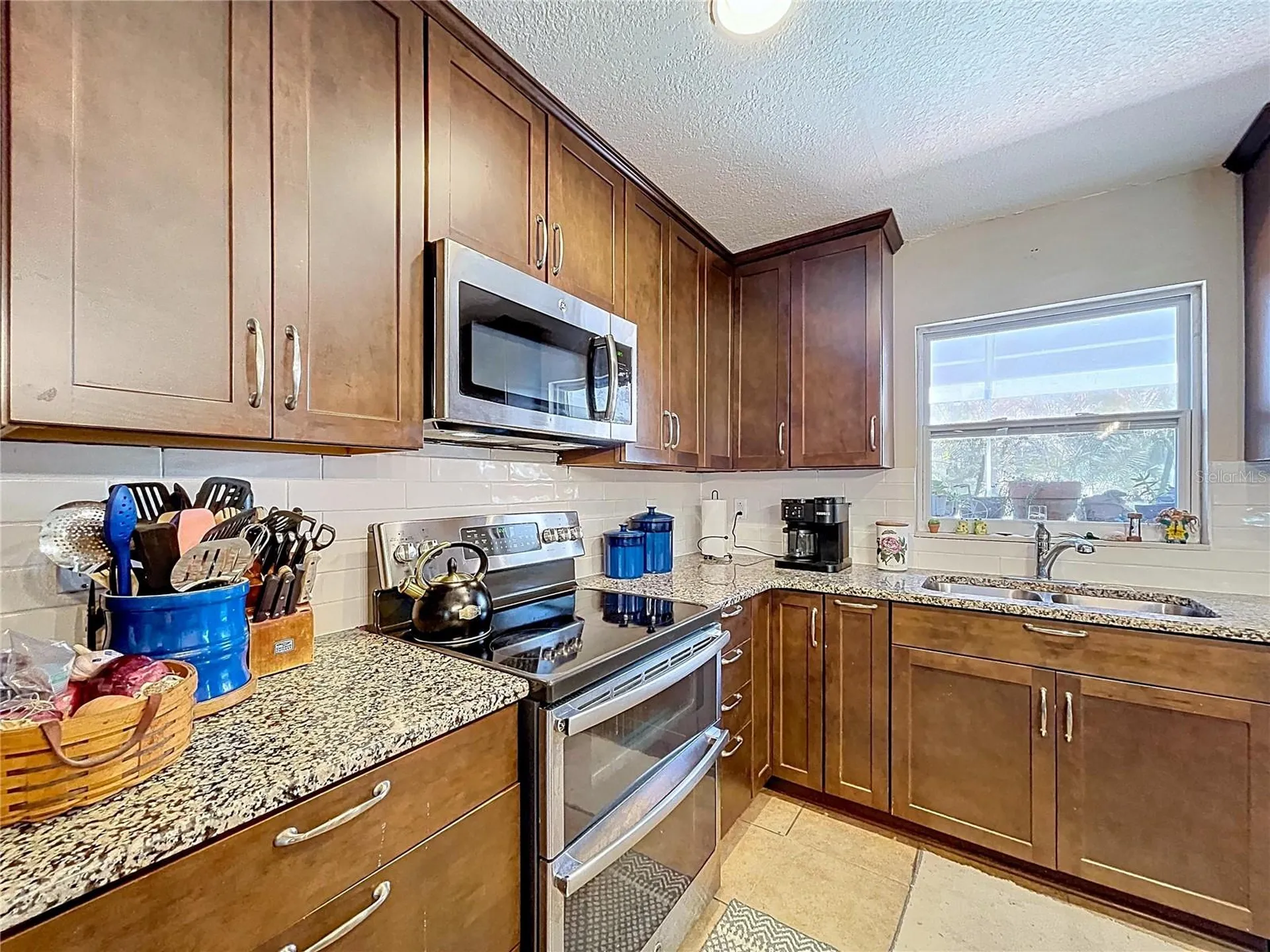 1704 Hibiscus Circle N Oldsmar FL 34677