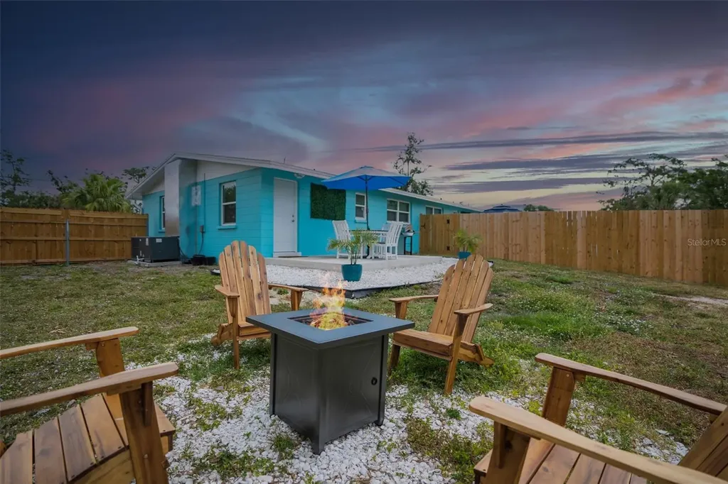 1004 67th Avenue W Bradenton FL 34207