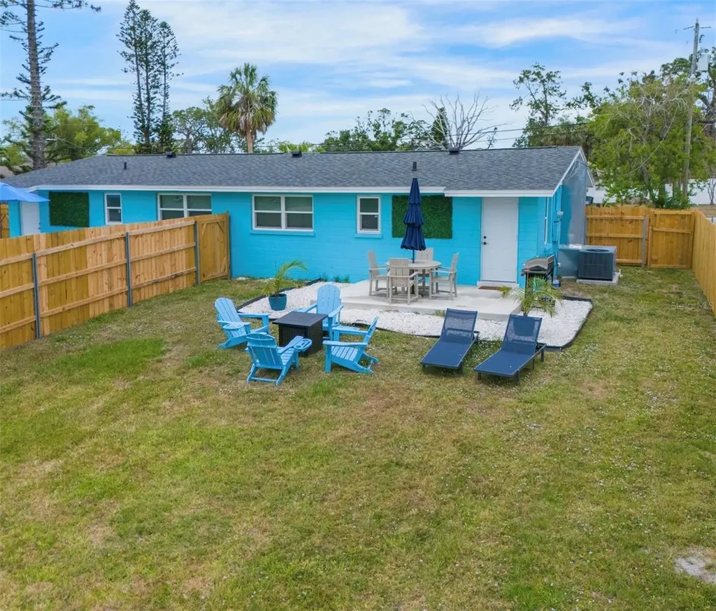 1004 67th Avenue W Bradenton FL 34207