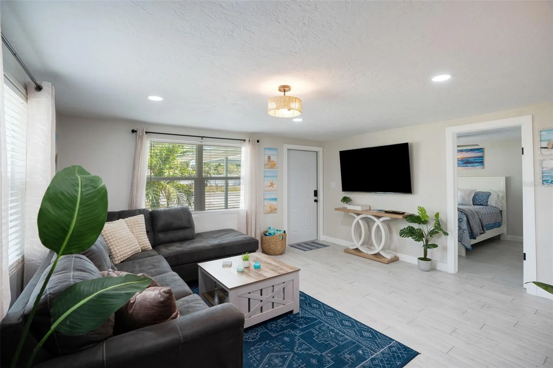 1004 67th Avenue W Bradenton FL 34207