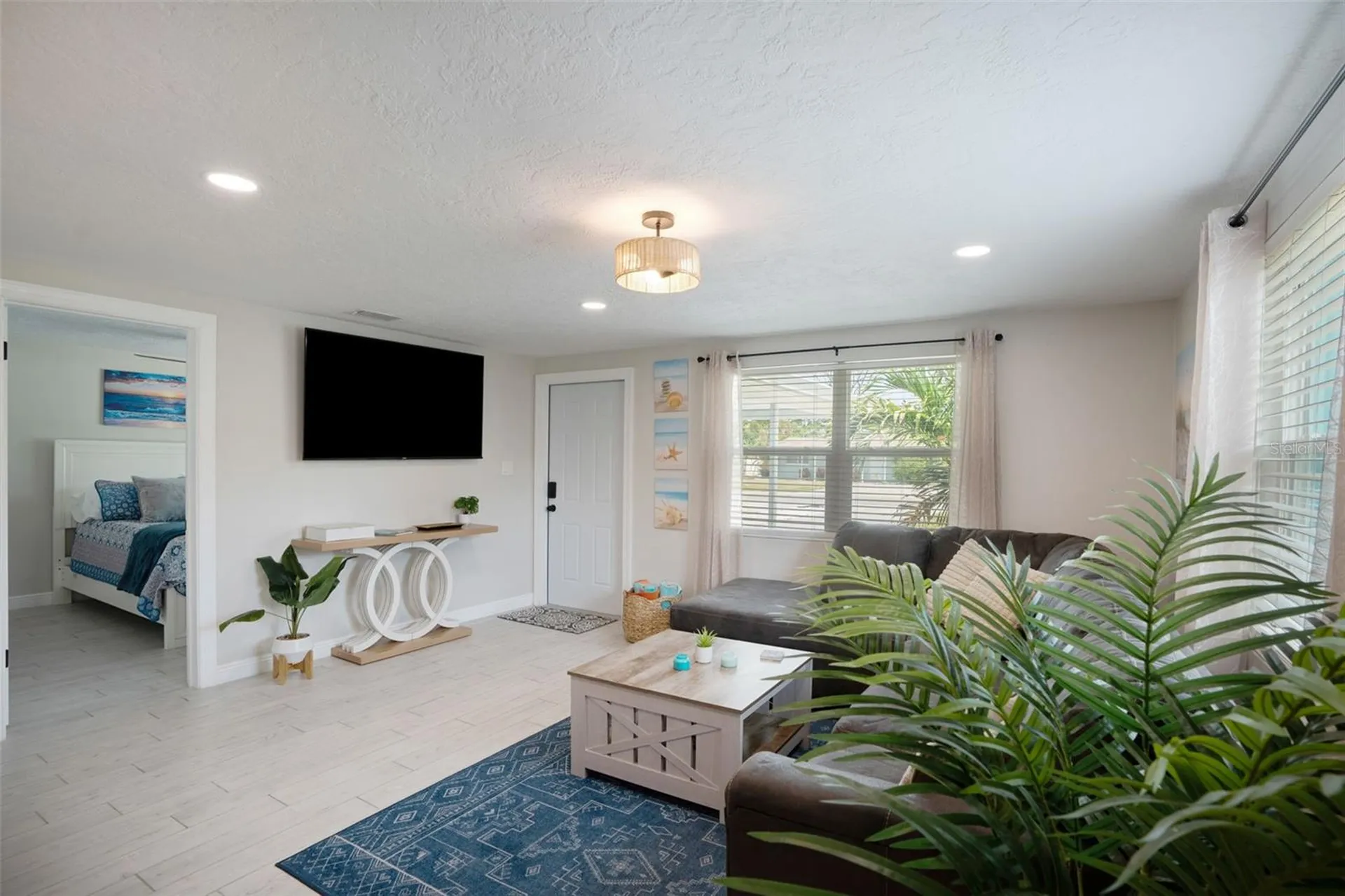 1004 67th Avenue W Bradenton FL 34207