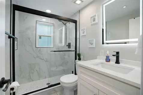 1004 67th Avenue W Bradenton FL 34207
