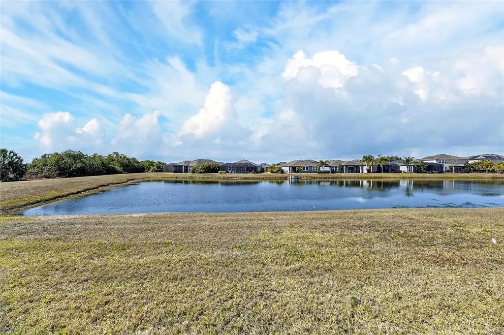 6204 Mooring Line Circle Apollo Beach FL 33572